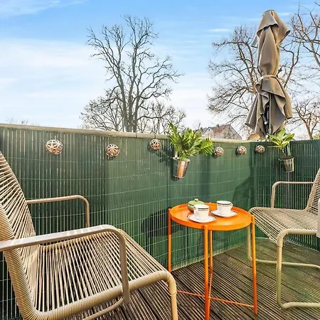 3 Zimmer, Beamer, Balkon, Lägenhet