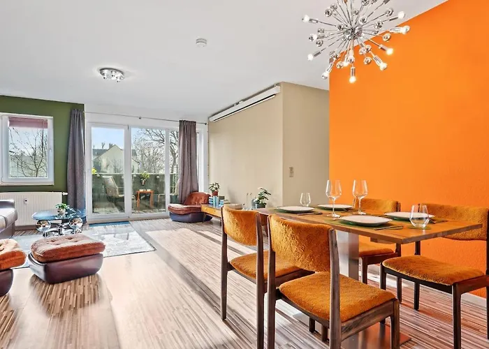 3 Zimmer, Beamer, Balkon, * Woltersdorf (Brandenburg)