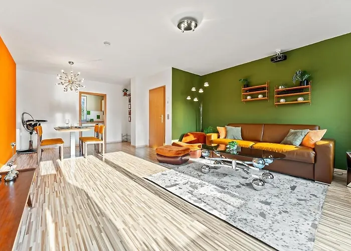 3 Zimmer, Beamer, Balkon, * Woltersdorf (Brandenburg)